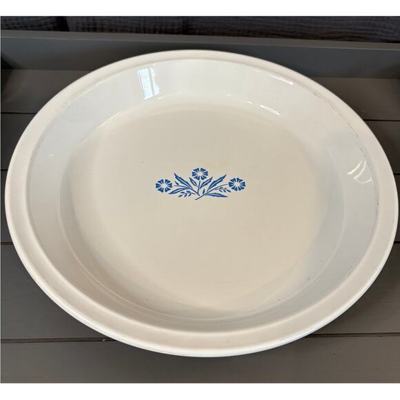 Corning Ware Other - Corning Ware Blue Cornflower 9" Pie Plate, model P-309.